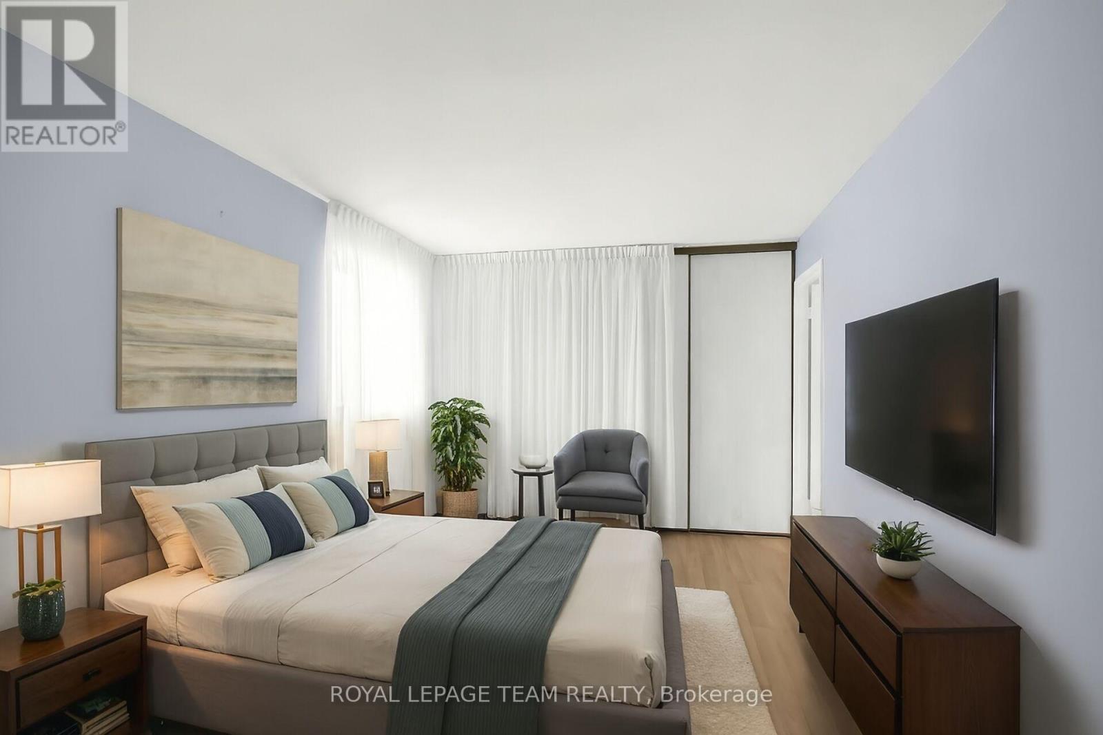 912 - 1485 Baseline Road, Ottawa, ON - Indoor Photo Showing Bedroom