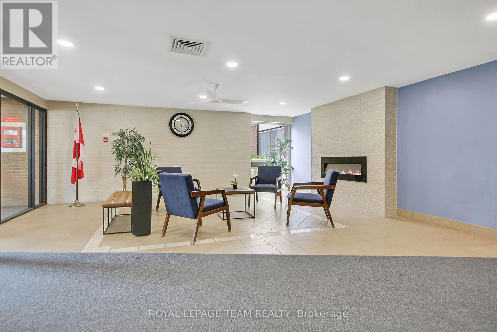 912 - 1485 Baseline Road, Ottawa, ON - Indoor