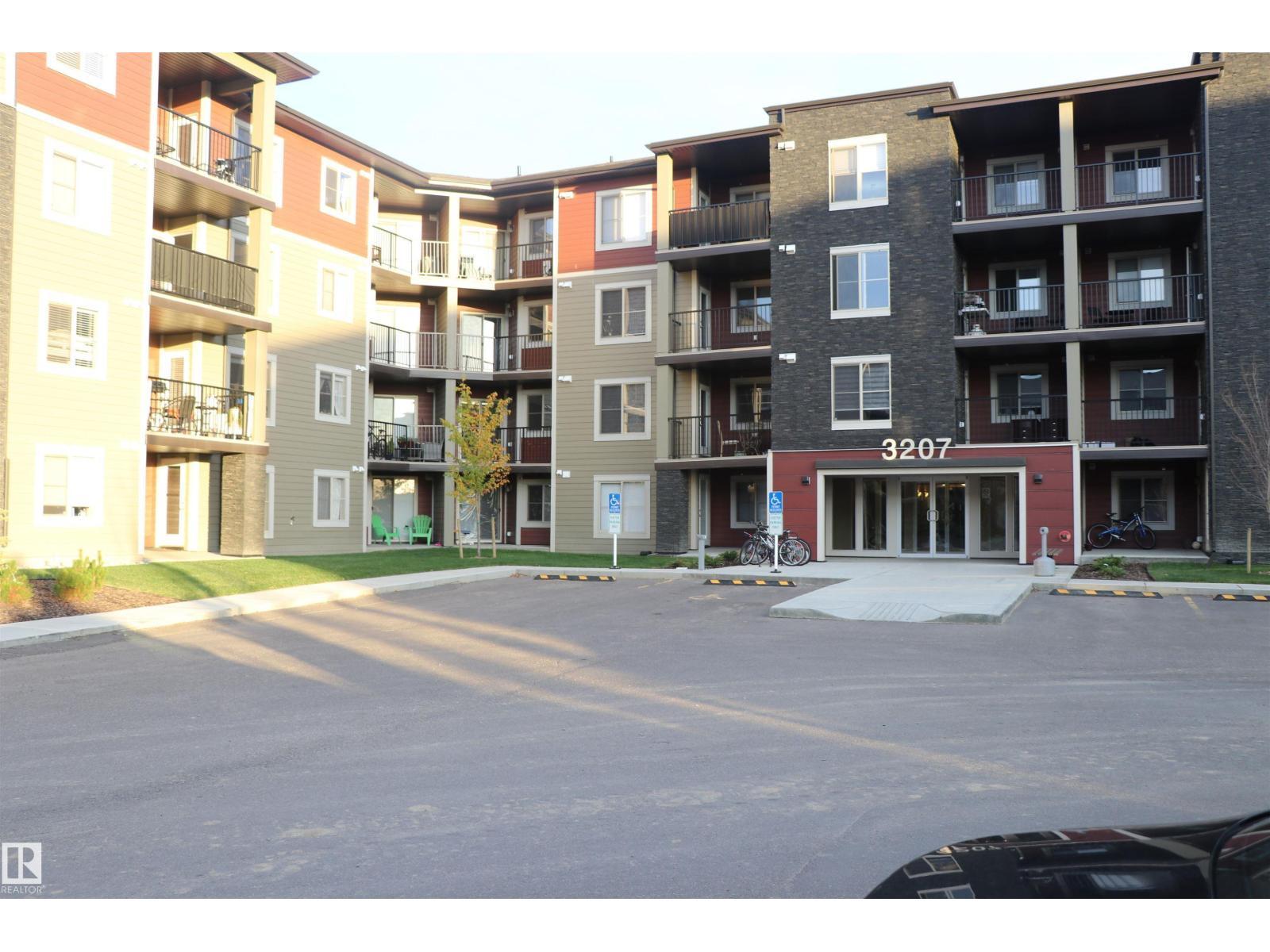 #312 3207 James Mowatt Trail Sw, Edmonton, AB - Outdoor With Balcony With Facade