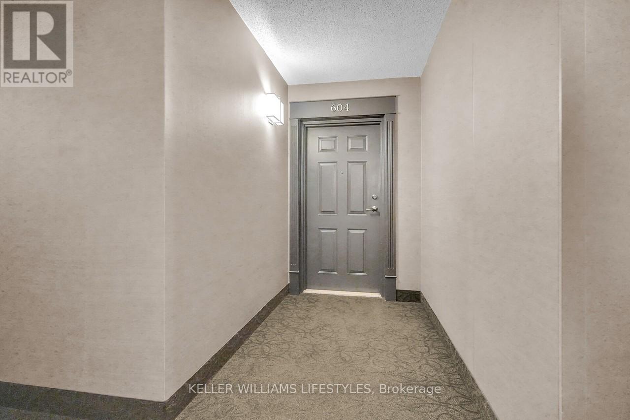 604 - 549 Ridout Street N, London East (East F), ON - Indoor Photo Showing Other Room