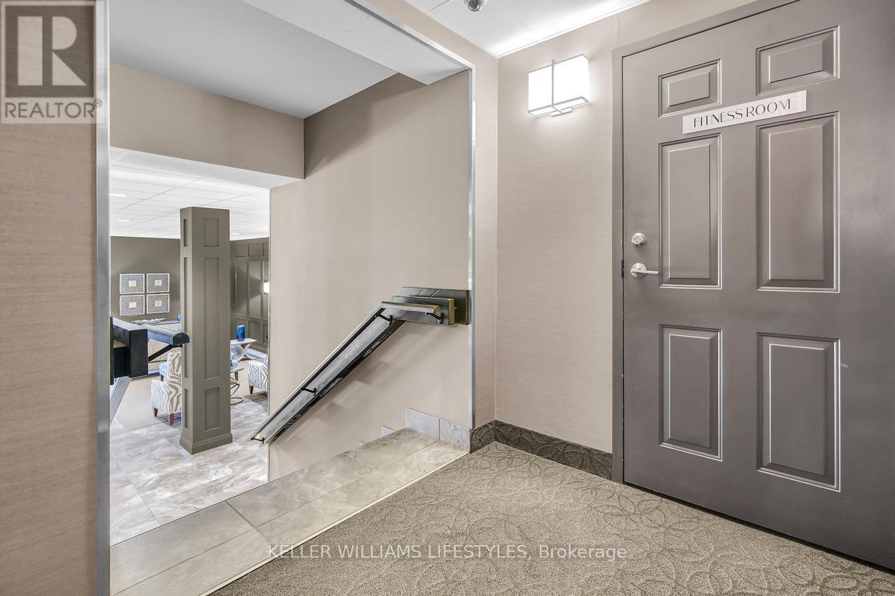 604 - 549 Ridout Street N, London East (East F), ON - Indoor Photo Showing Other Room