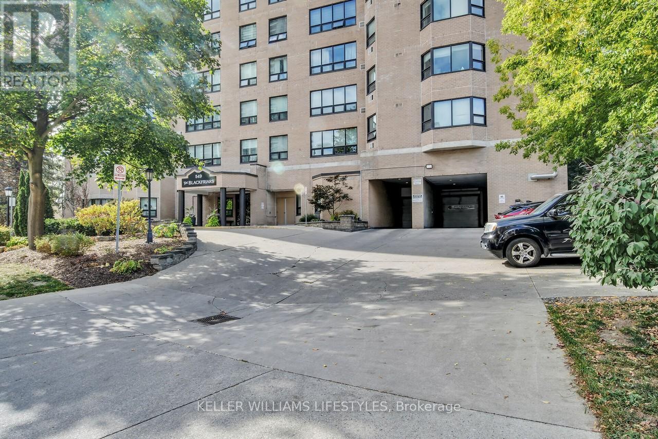 604 - 549 Ridout Street N, London East (East F), ON - Outdoor With Facade