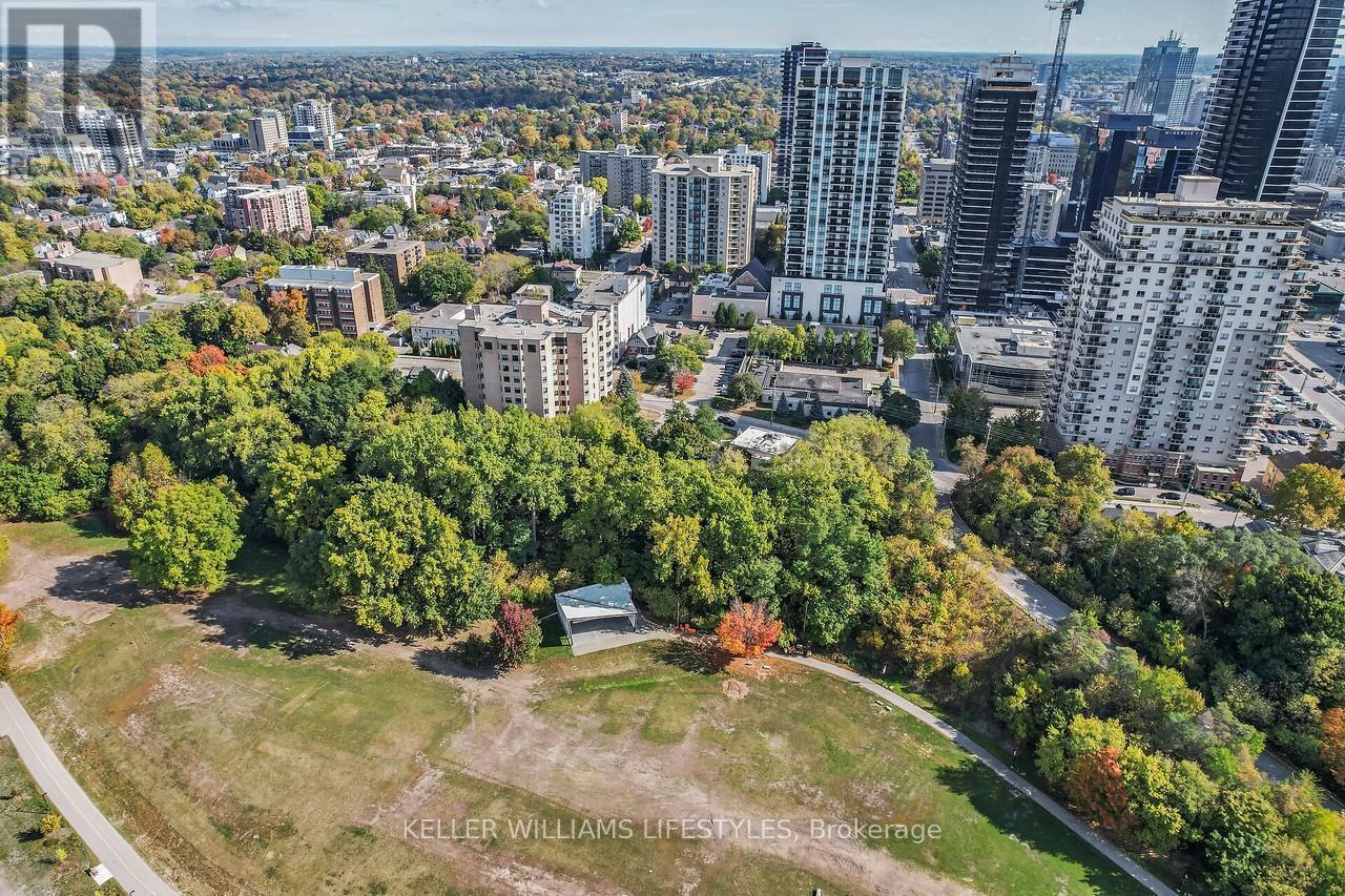 604 - 549 Ridout Street N, London East (East F), ON - Outdoor With View