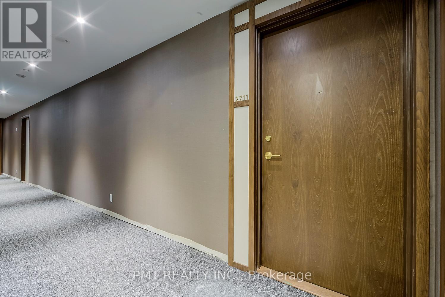 2711 - 7890 Jane Street, Vaughan, ON - Indoor