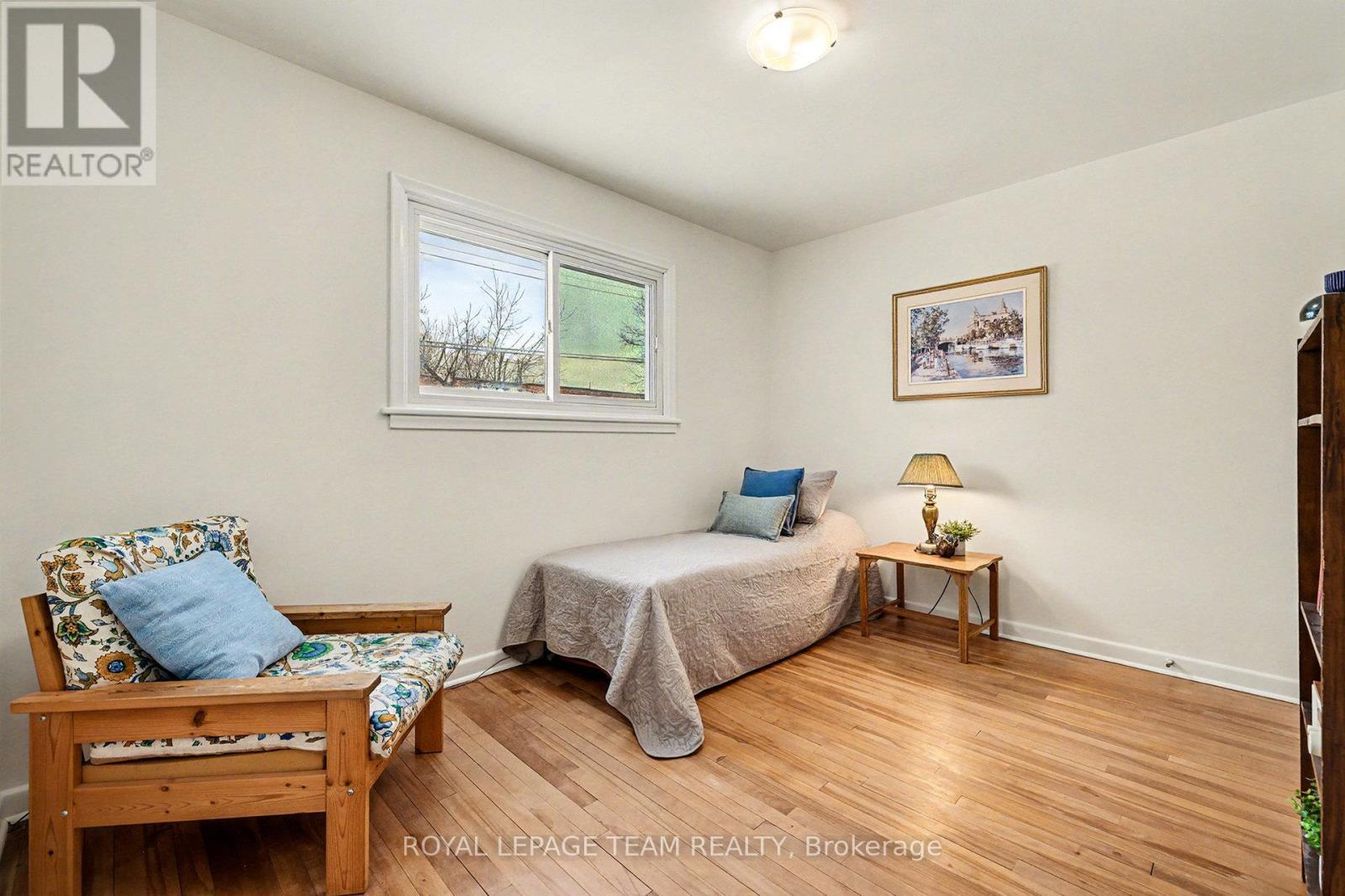 733 Halstead Street, Ottawa, ON - Indoor Photo Showing Bedroom
