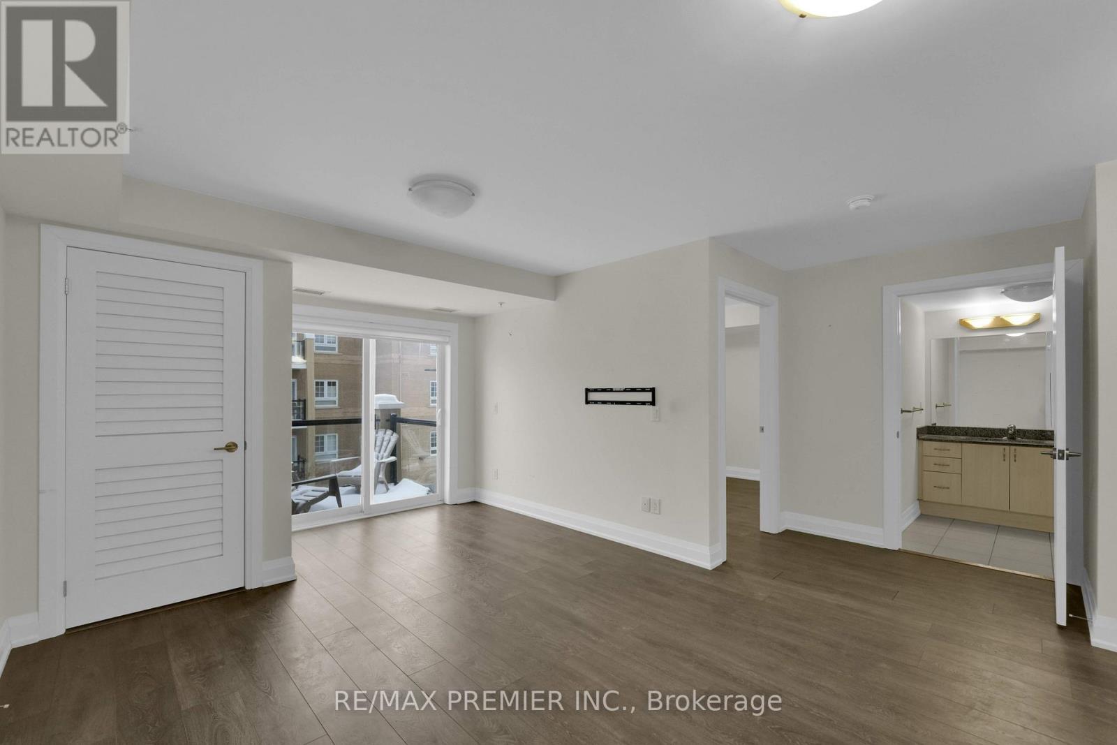 2310 - 481 Rupert Avenue, Whitchurch-Stouffville, ON - Indoor