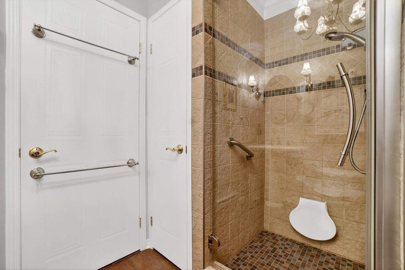 Bathroom - 7-1882 Rue Du Caribou, Longueuil (Le Vieux-Longueuil), QC - Indoor Photo Showing Bathroom