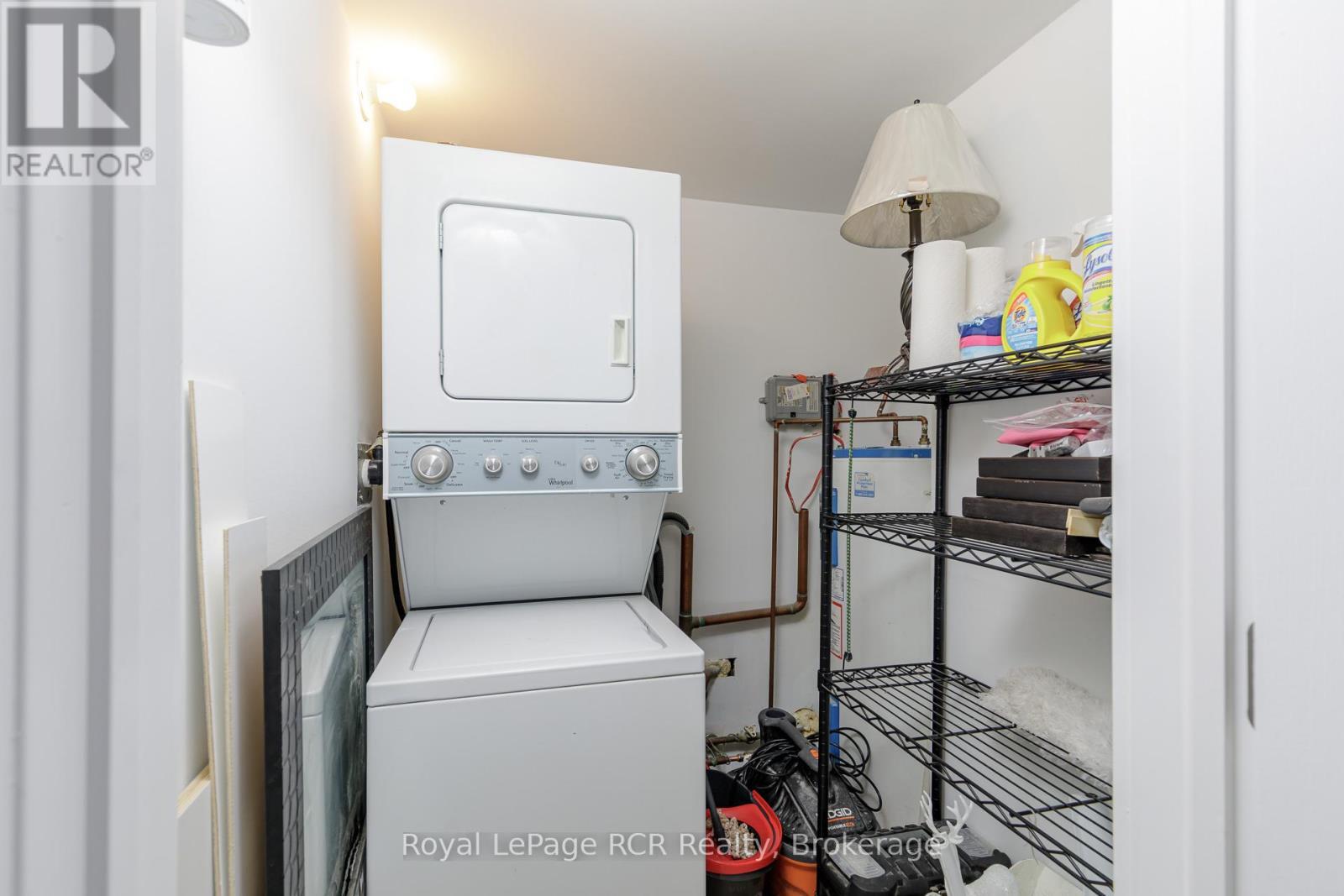 80 - 21 Dawson Drive, Collingwood, ON - Indoor Photo Showing Laundry Room