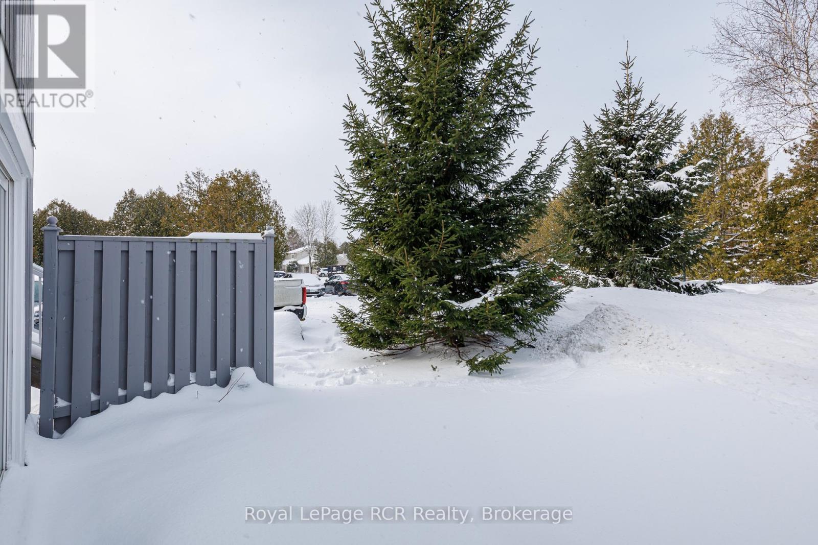 80 - 21 Dawson Drive, Collingwood, ON - Outdoor