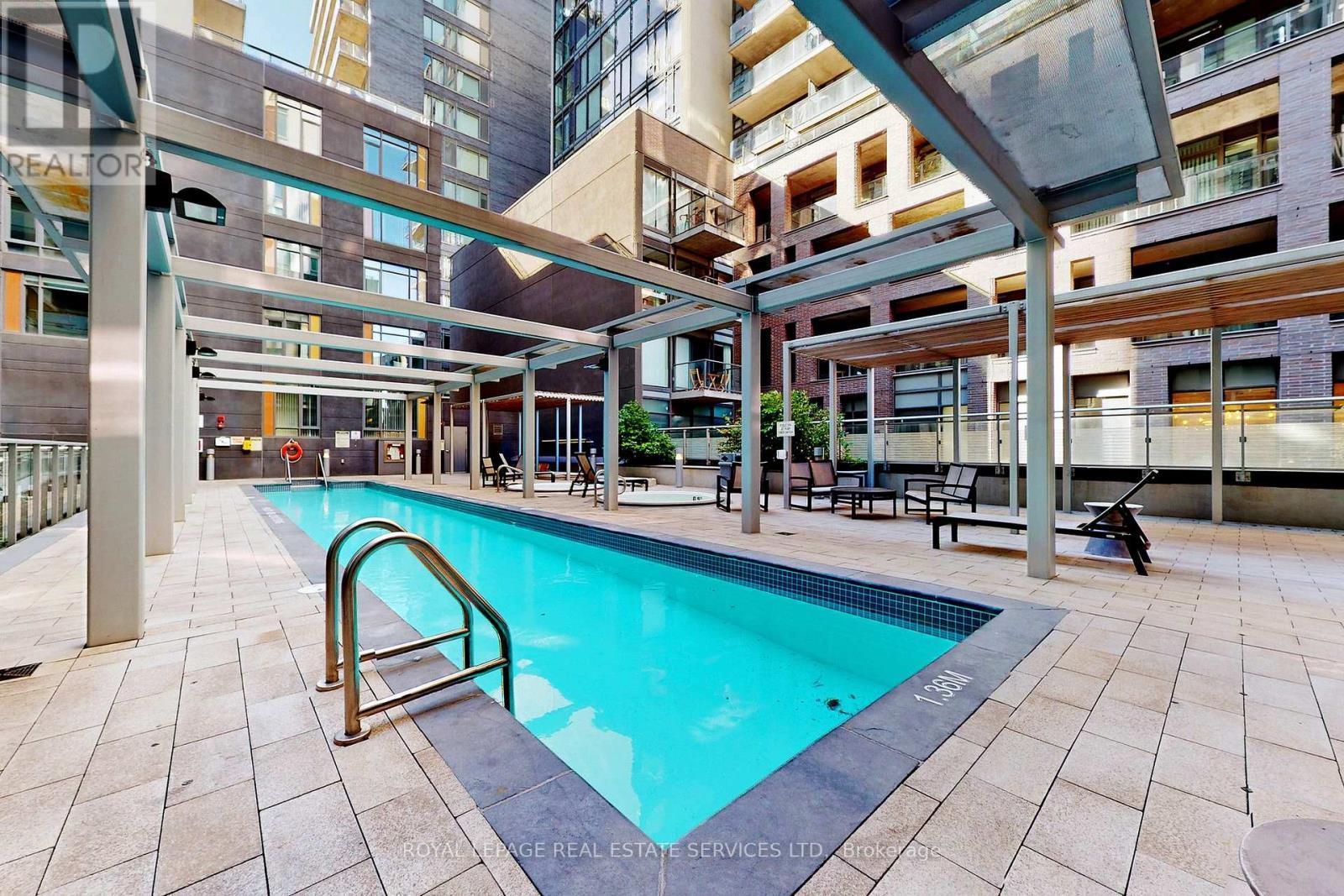 601 - 525 Adelaide Street W, Toronto, ON - Outdoor With In Ground Pool