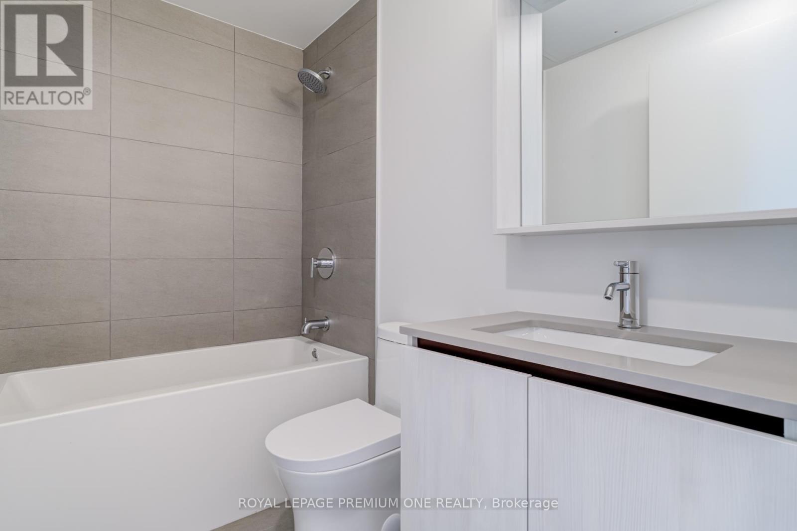 425 - 33 Parliament Street, Toronto, ON - Indoor Photo Showing Bathroom