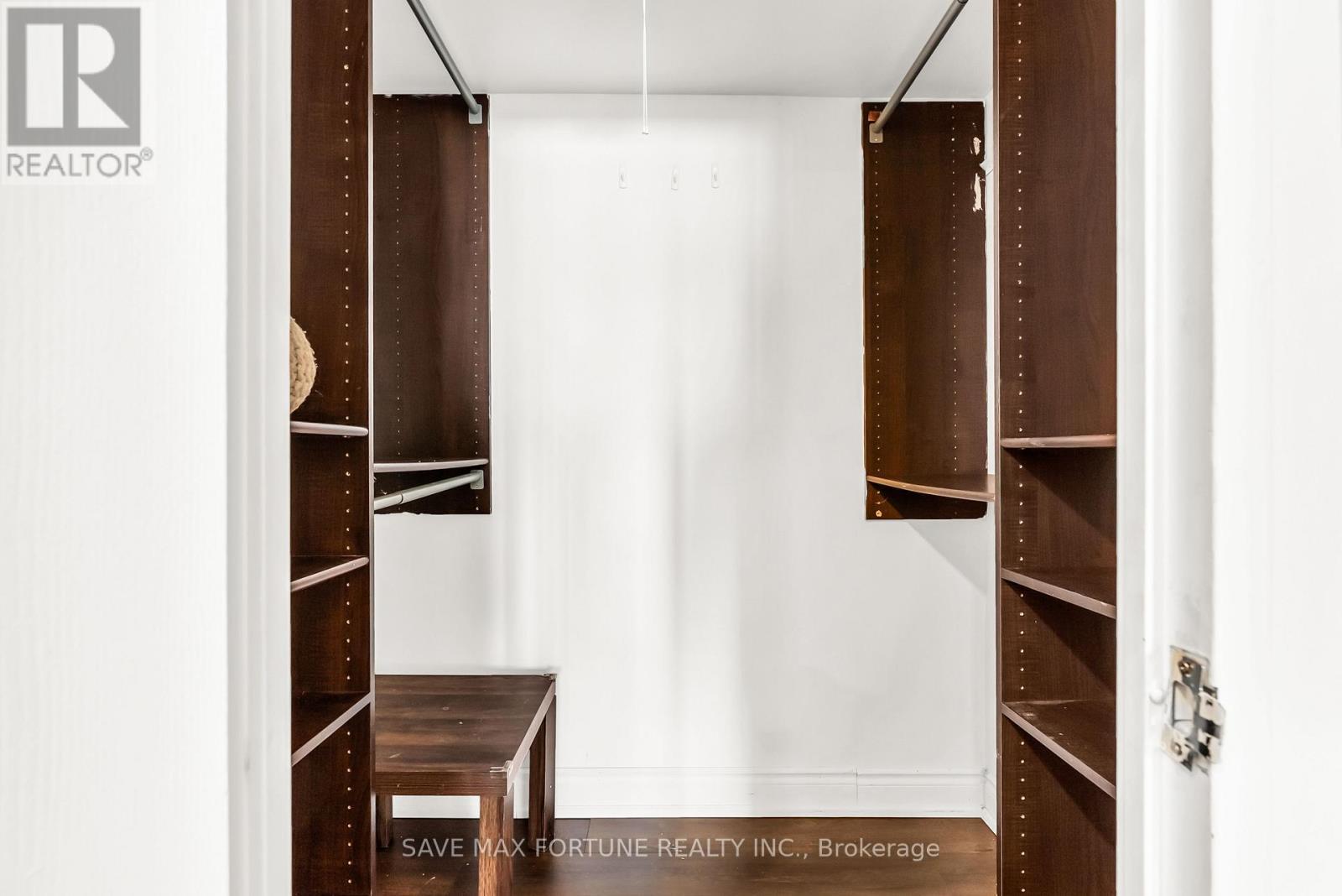 1006 - 330 Rathburn Road W, Mississauga, ON - Indoor Photo Showing Other Room