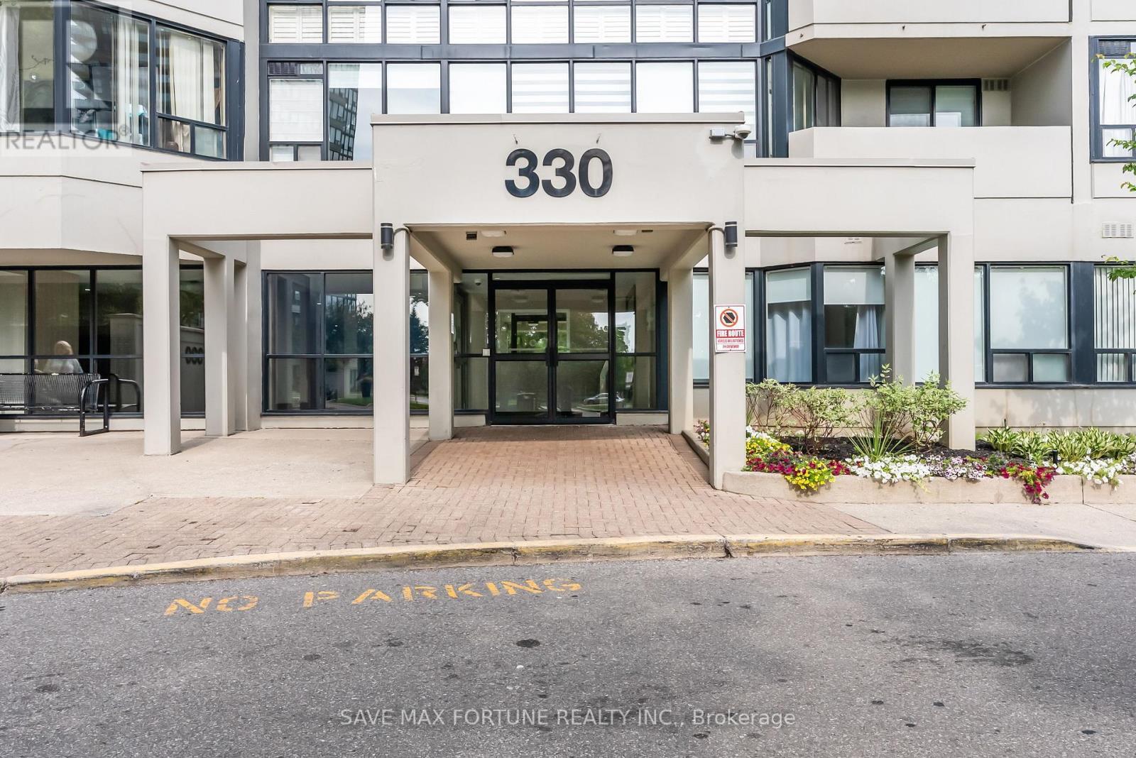 1006 - 330 Rathburn Road W, Mississauga, ON - Outdoor With Balcony