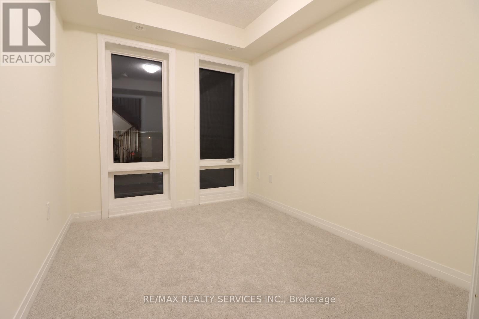 15 - 245 Mclevin Avenue, Toronto, ON - Indoor Photo Showing Other Room