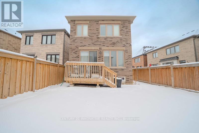 3 Whitefish Street, Whitby, ON - Outdoor