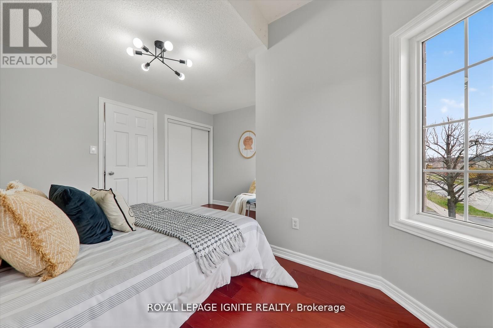 Main - 163 Seasons Drive, Toronto, ON - Indoor Photo Showing Bedroom