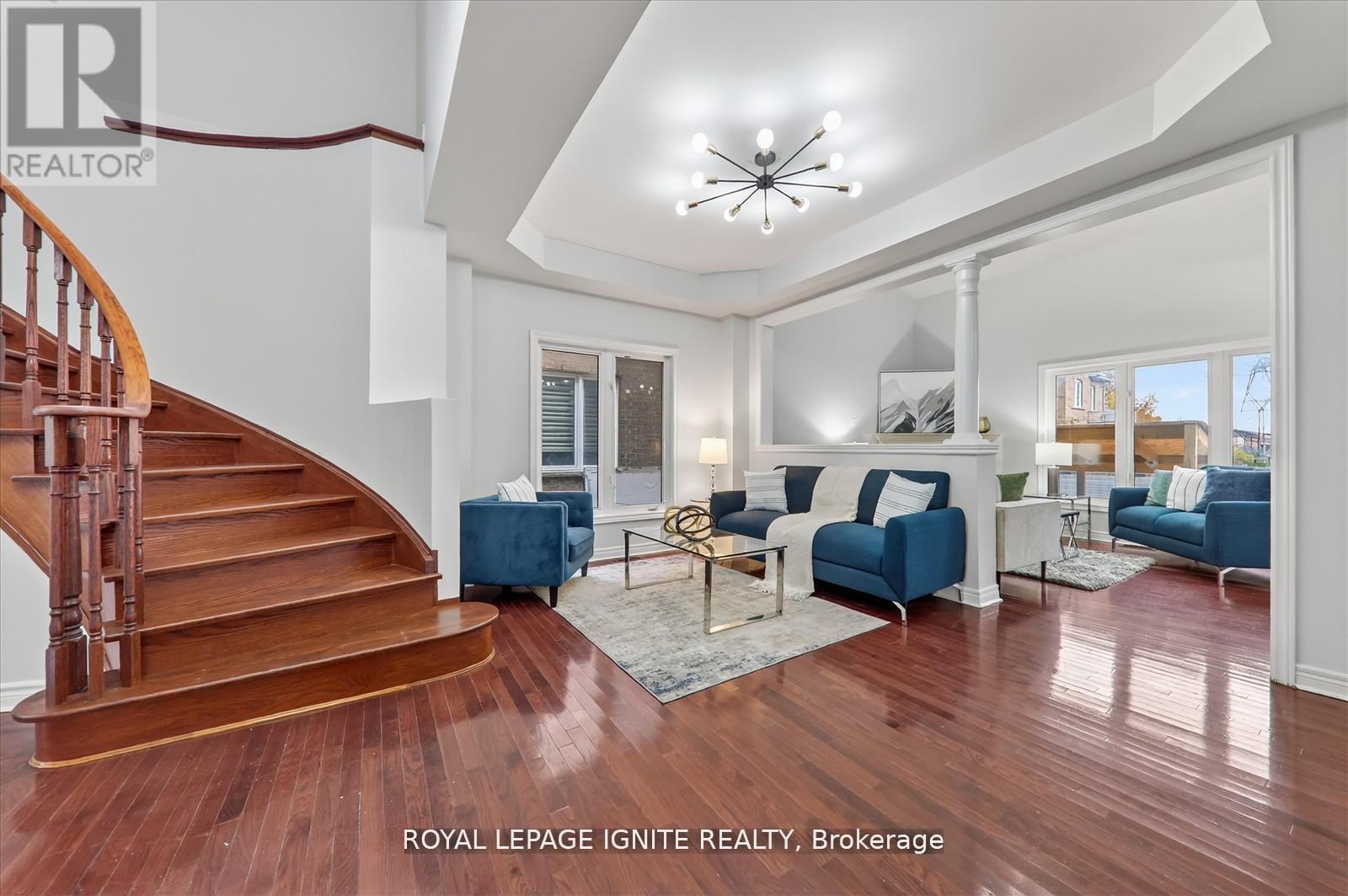 Main - 163 Seasons Drive, Toronto, ON - Indoor Photo Showing Other Room