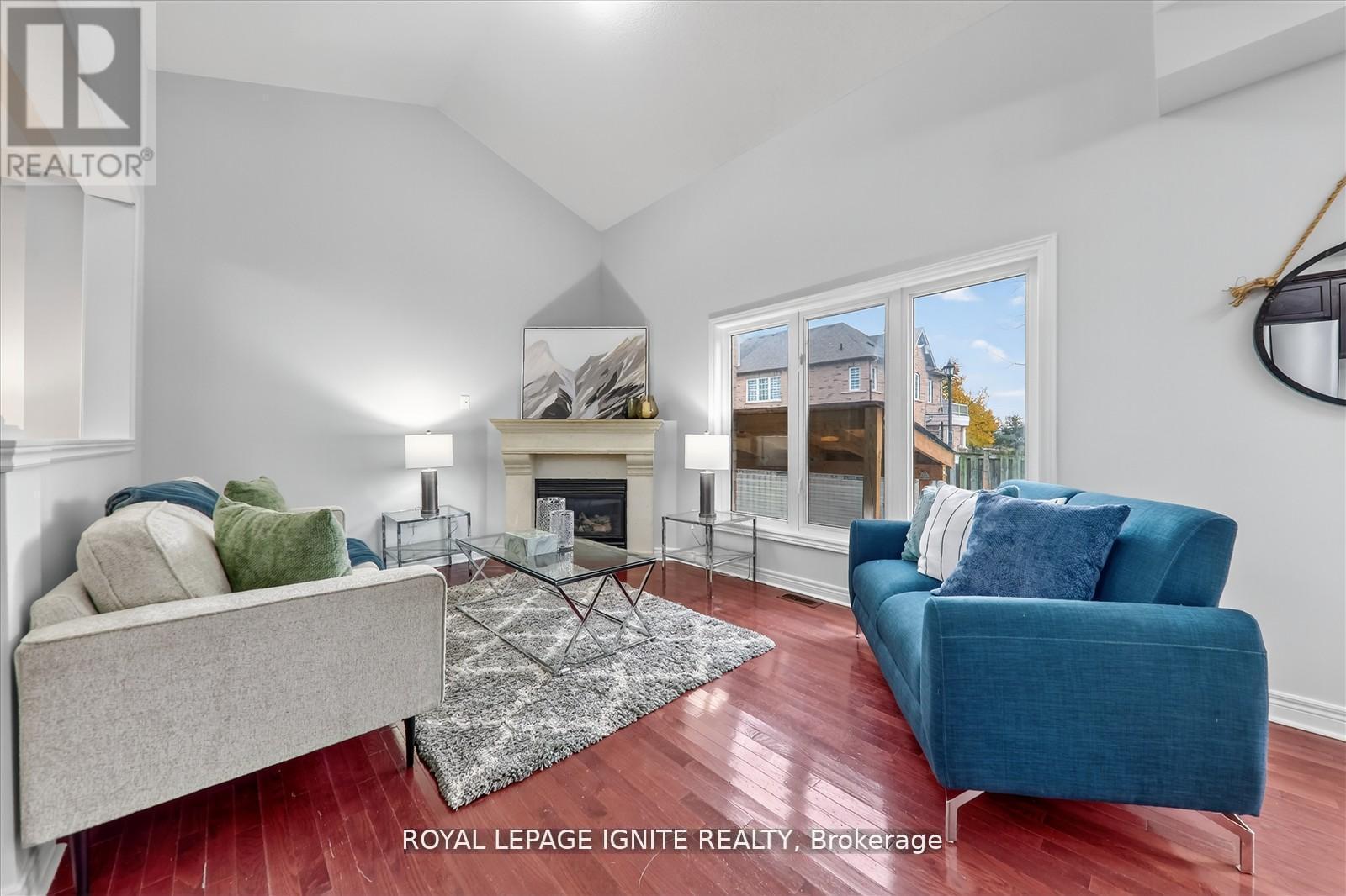 Main - 163 Seasons Drive, Toronto, ON - Indoor Photo Showing Living Room With Fireplace
