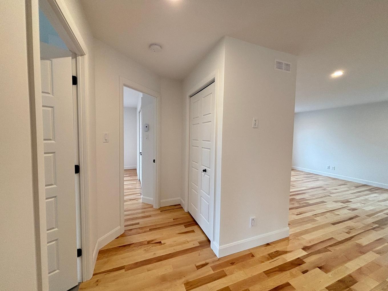 Corridor - 572 D'Apollon, Saint-Gilles, QC - Indoor Photo Showing Other Room