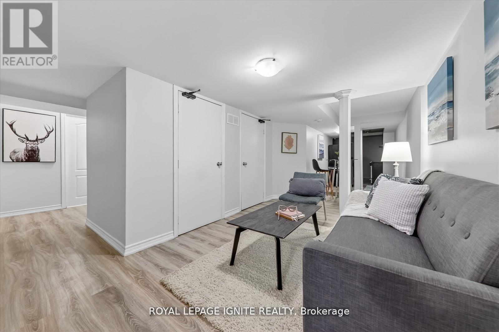 Bsmt - 163 Seasons Drive, Toronto, ON - Indoor Photo Showing Living Room