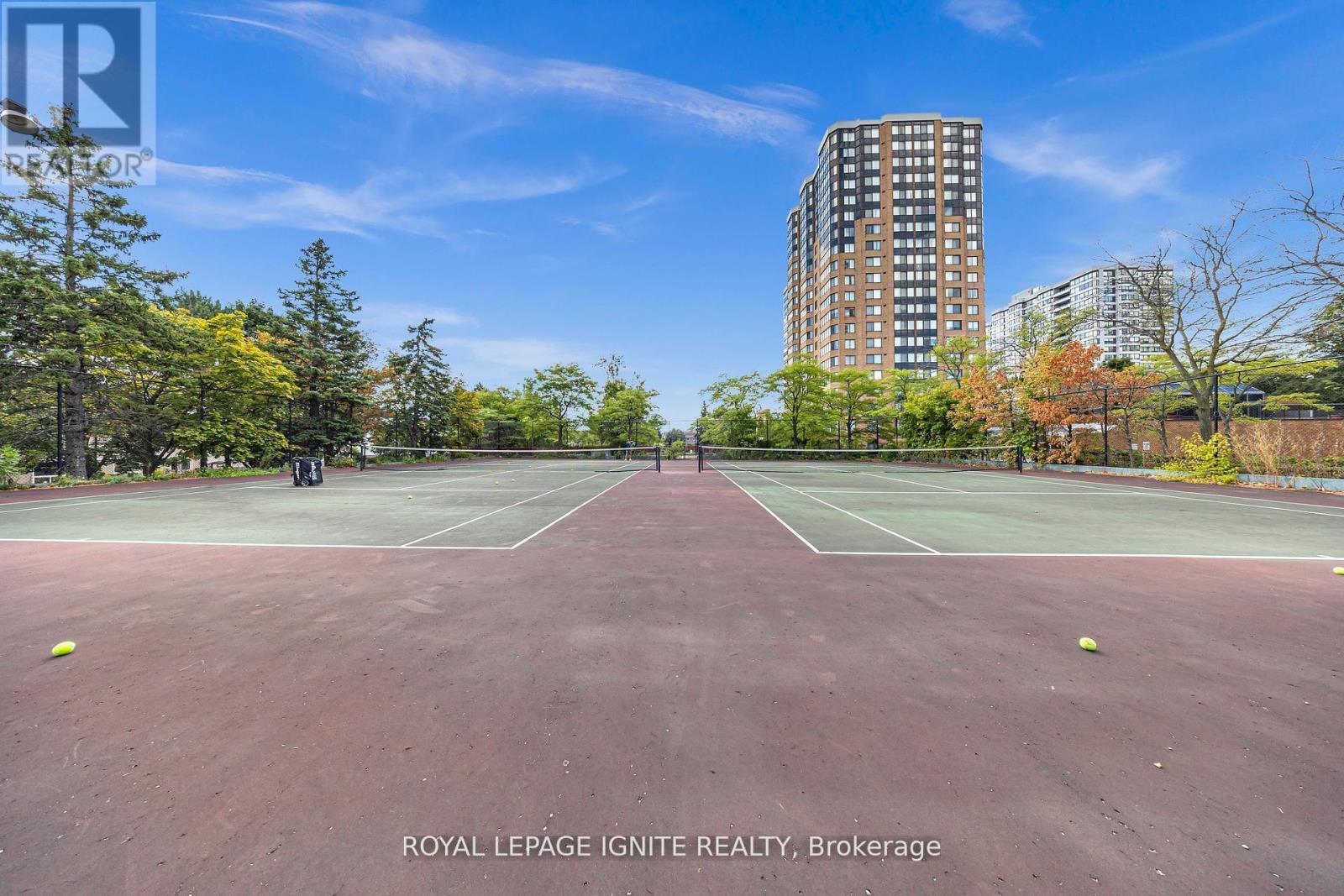 215 - 88 Alton Towers Circle, Toronto, ON - Outdoor
