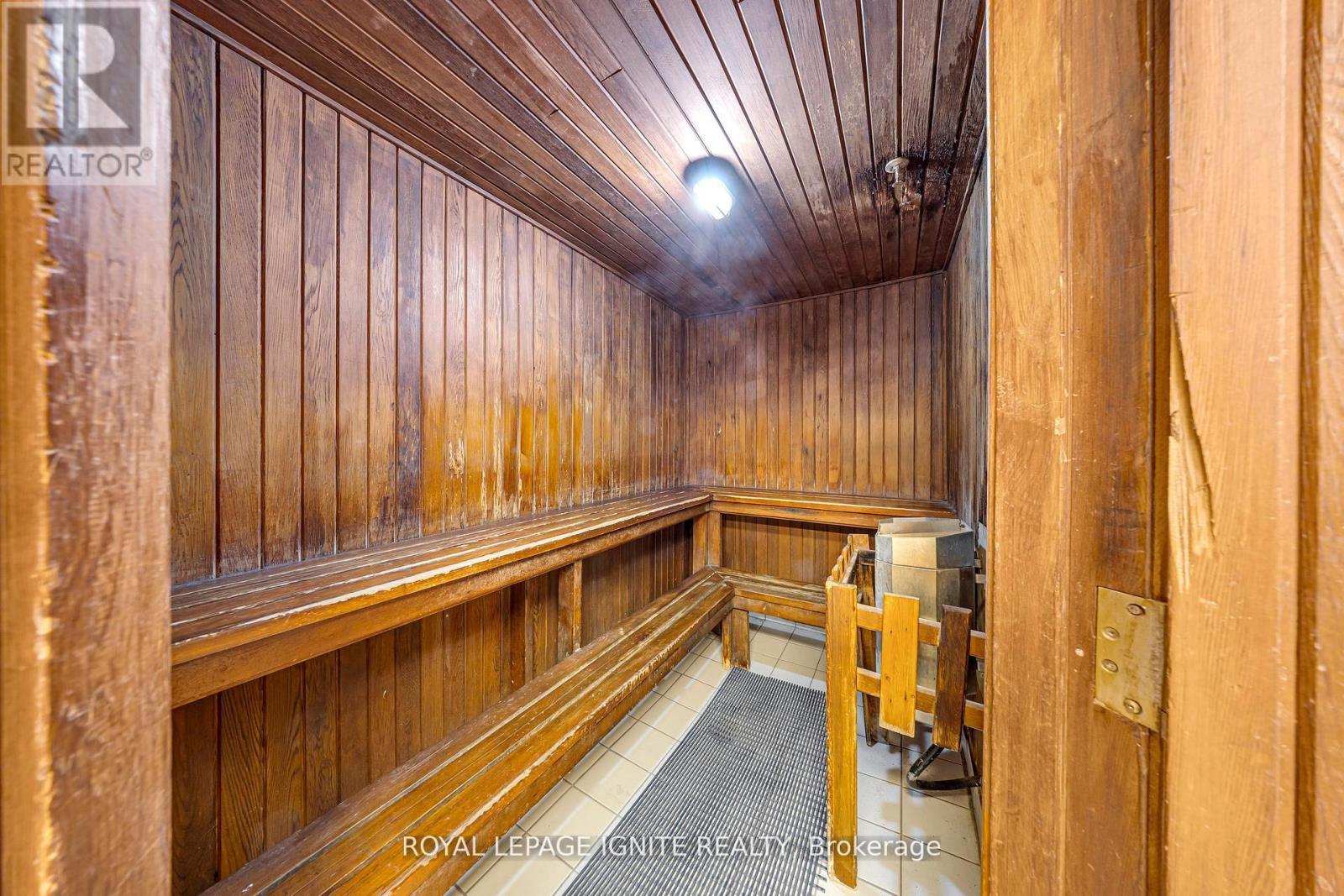 215 - 88 Alton Towers Circle, Toronto, ON - Indoor Photo Showing Other Room