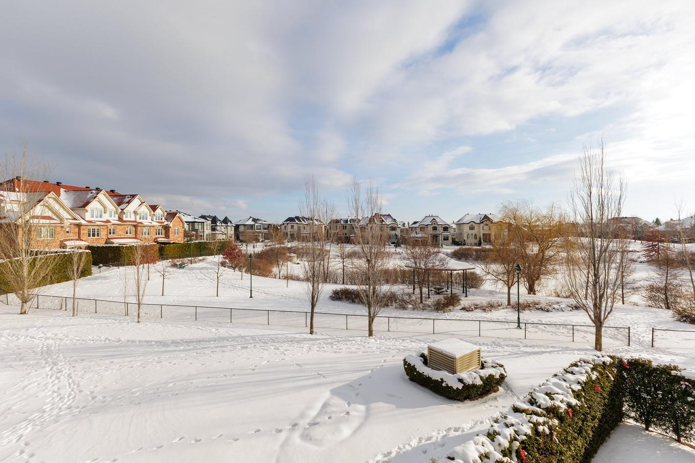 Vue - 301-301 - 6800 Boul. Henri-Bourassa O., Montréal (Saint-Laurent), QC - Outdoor With View