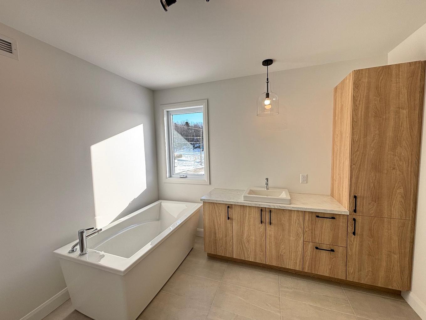 Salle de bains - 563 D'Apollon, Saint-Gilles, QC - Indoor