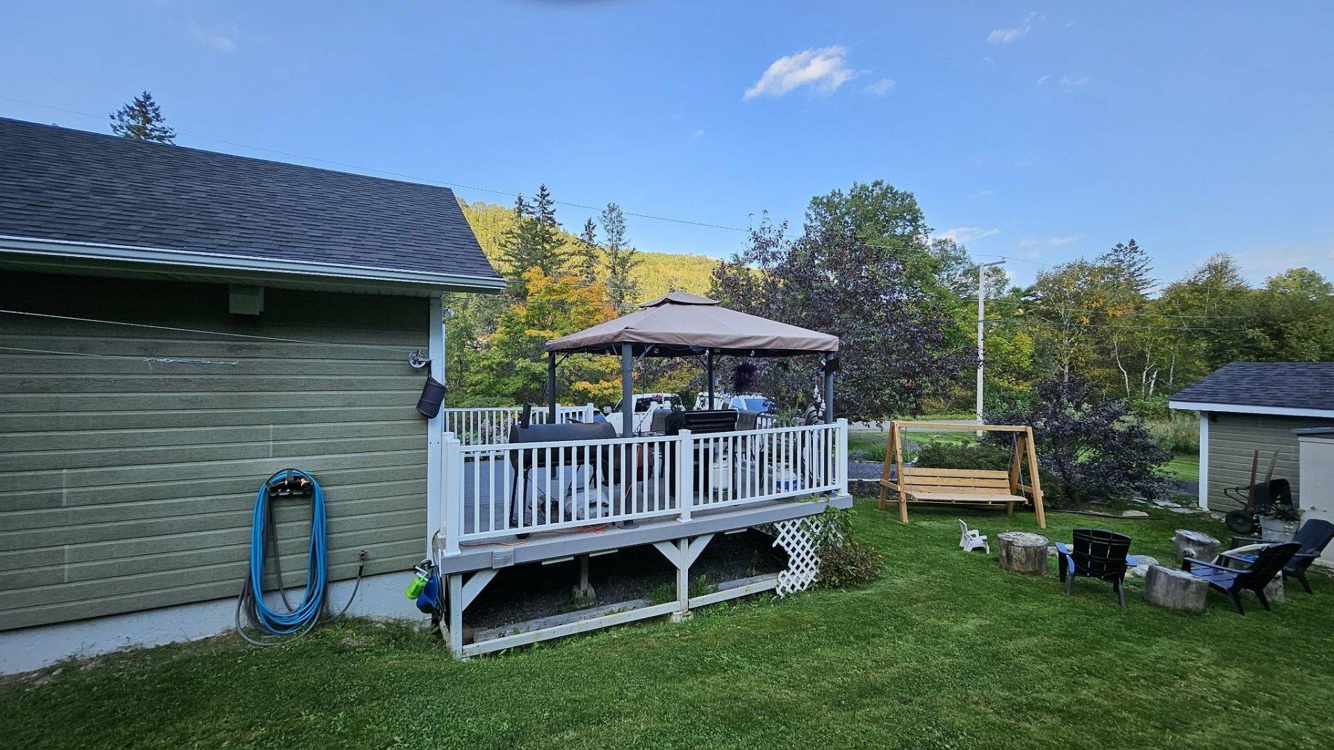 Garage - 27 Ch. Haley, Matapédia, QC - Outdoor With Deck Patio Veranda