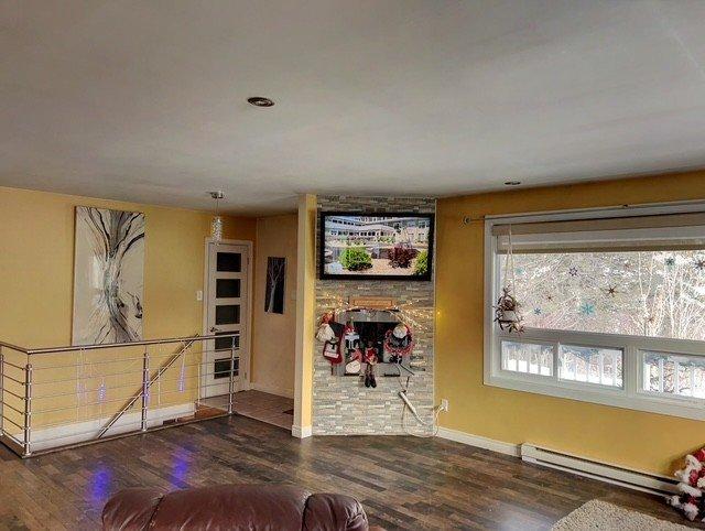 Salon - 27 Ch. Haley, Matapédia, QC - Indoor Photo Showing Living Room