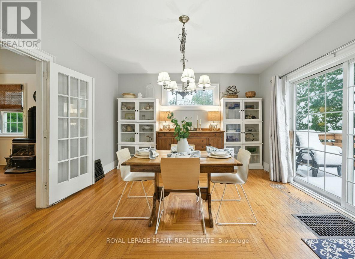402 Eldon Road, Kawartha Lakes (Little Britain), ON - Indoor Photo Showing Dining Room