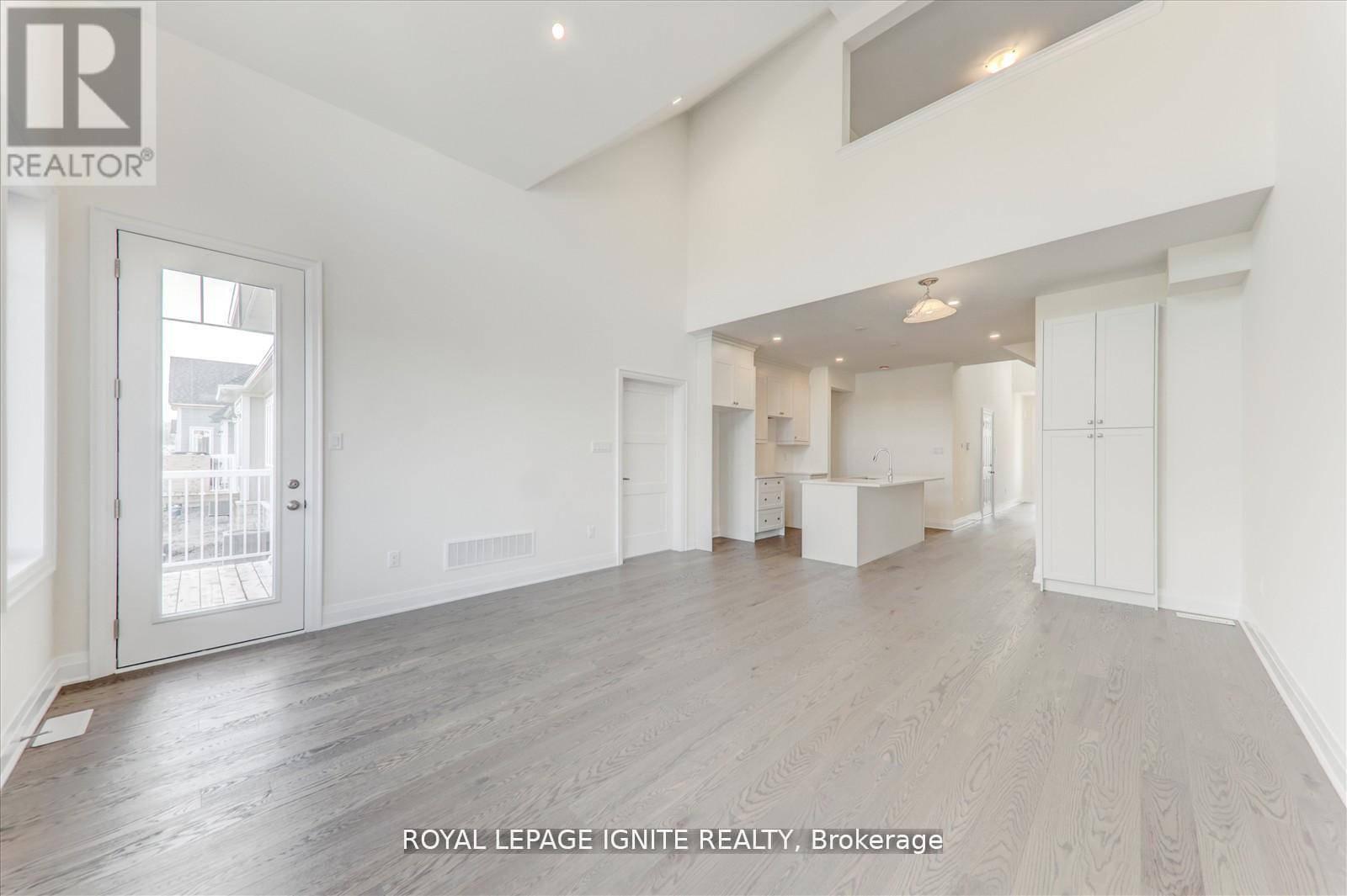 519 Hudson Crescent, Midland, ON - Indoor Photo Showing Other Room