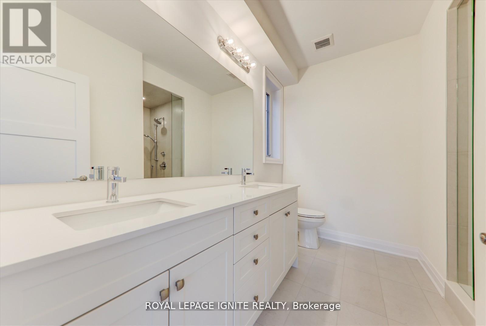 519 Hudson Crescent, Midland, ON - Indoor Photo Showing Bathroom