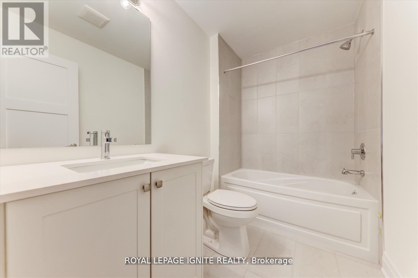 519 Hudson Crescent, Midland, ON - Indoor Photo Showing Bathroom