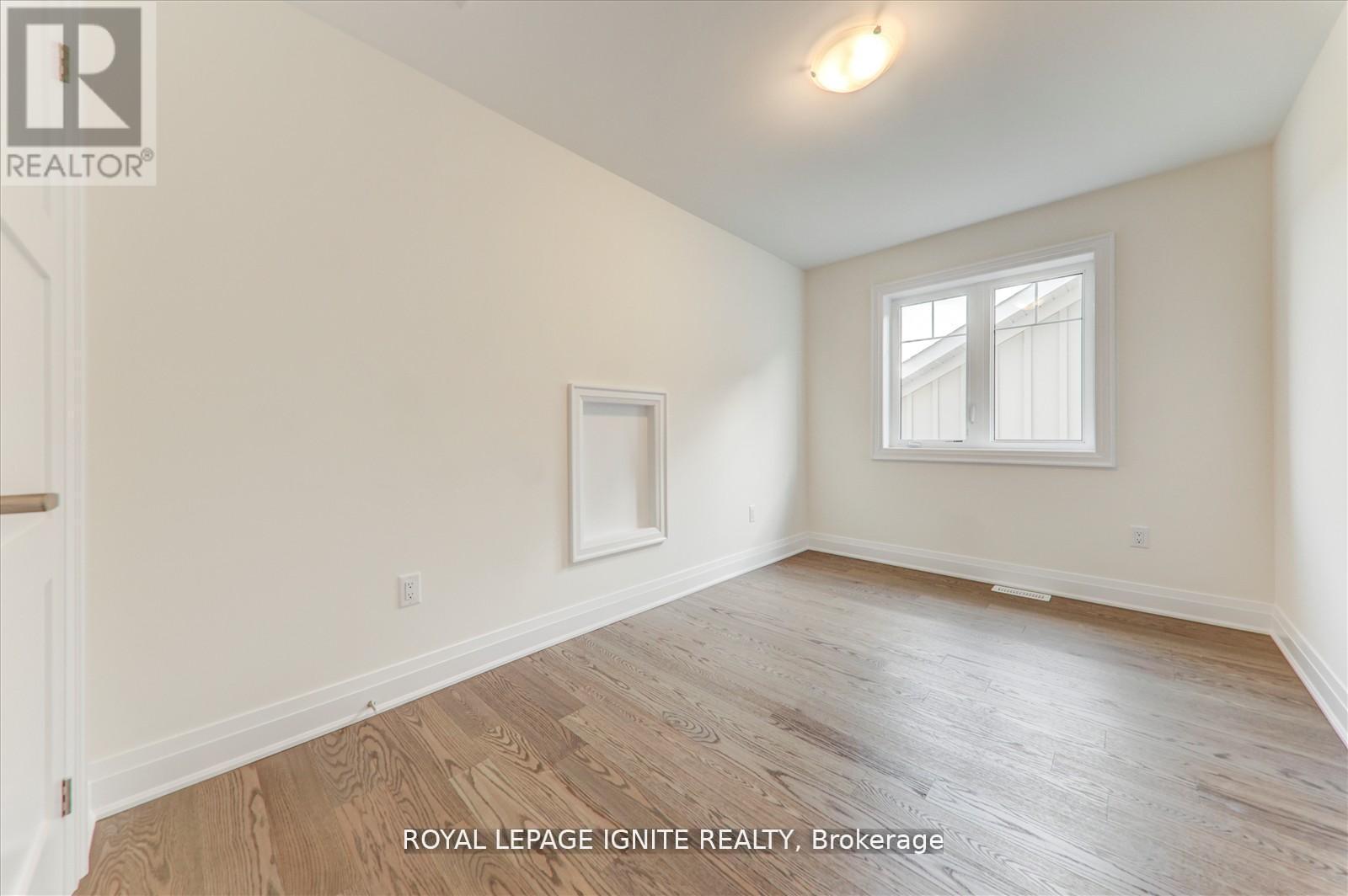 519 Hudson Crescent, Midland, ON - Indoor Photo Showing Other Room