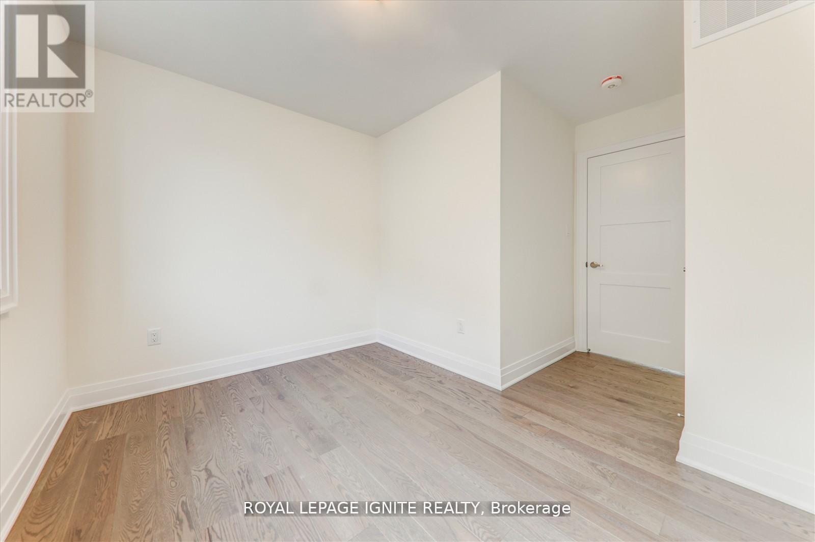 519 Hudson Crescent, Midland, ON - Indoor Photo Showing Other Room