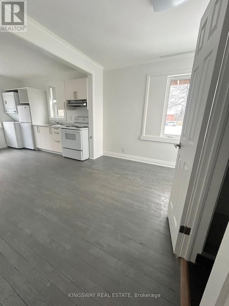 Kitchen Entrance - Main - 4229 Bloor Street W, Toronto, ON - Indoor Photo Showing Kitchen