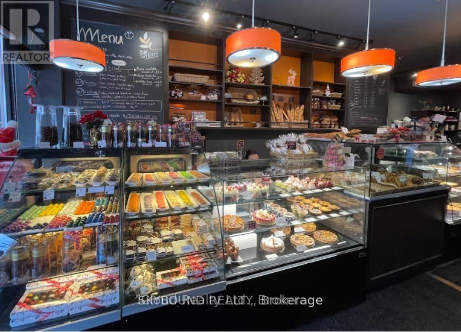 Retail And Upper - 627 Mount Pleasant Road, Toronto, ON