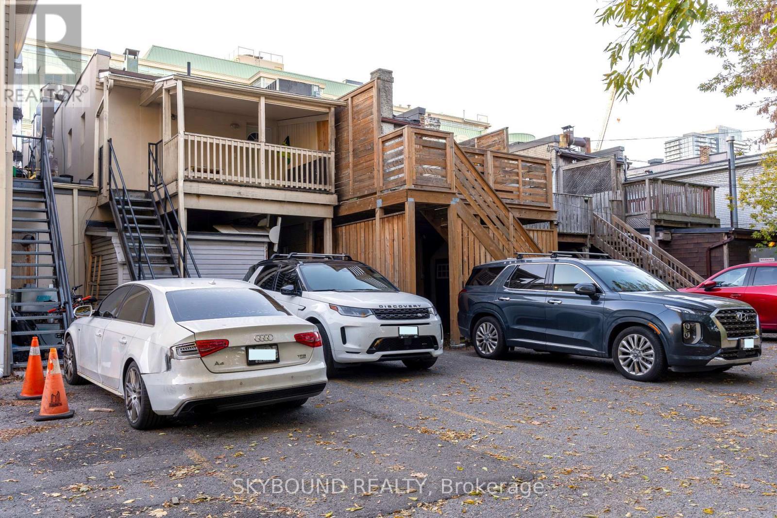 Retail And Upper - 627 Mount Pleasant Road, Toronto, ON