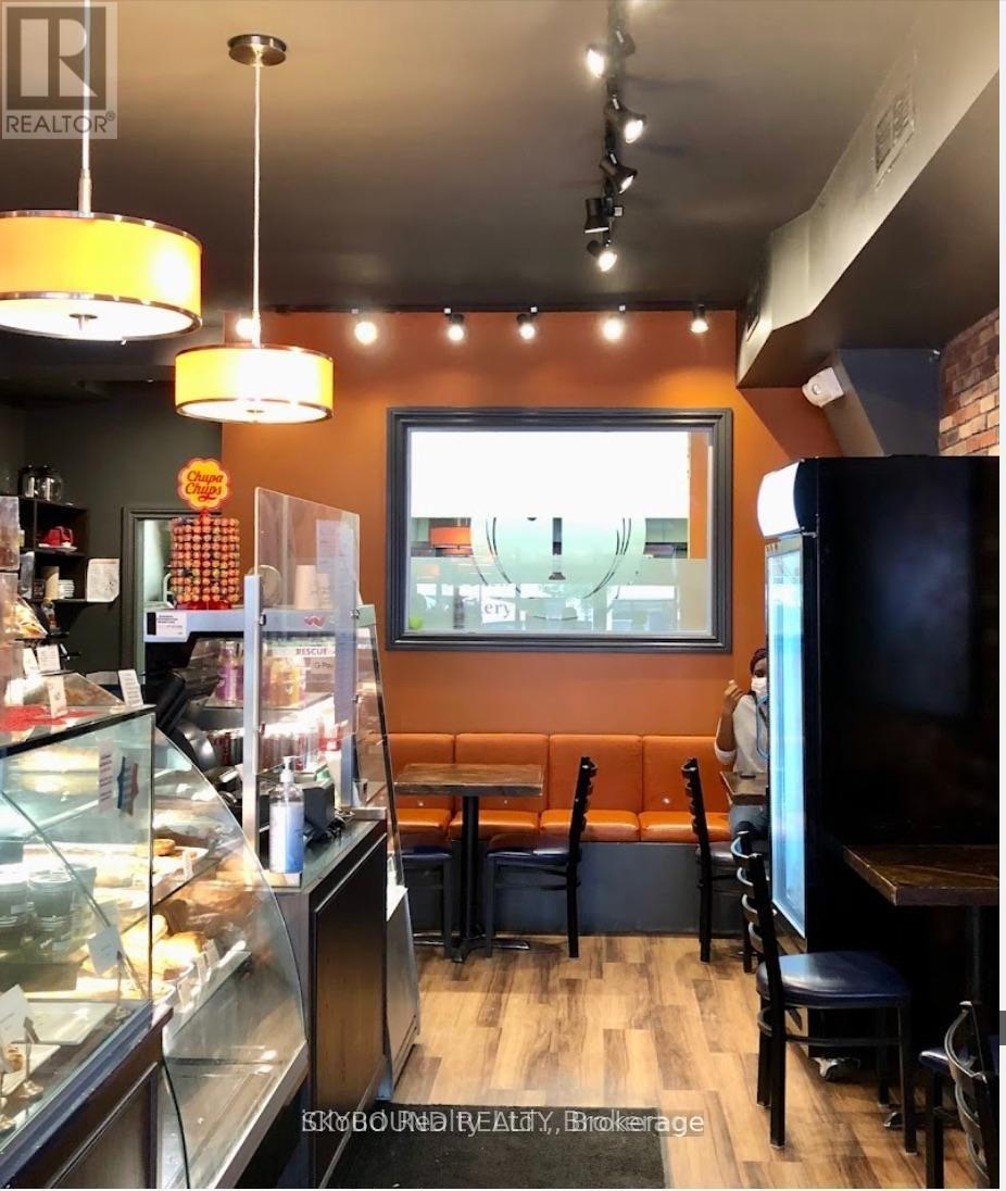 Retail And Upper - 627 Mount Pleasant Road, Toronto, ON