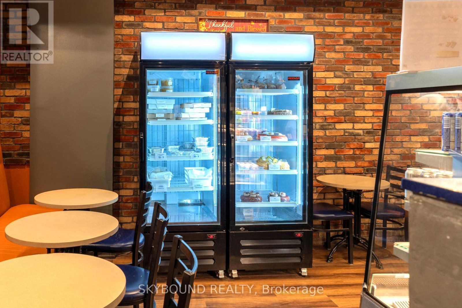 Retail And Upper - 627 Mount Pleasant Road, Toronto, ON