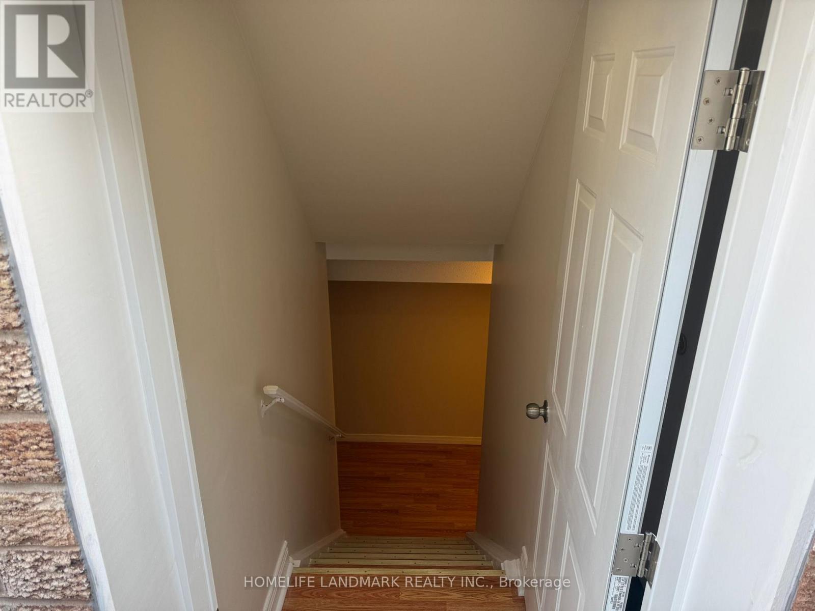 33 Silver Linden Drive, Richmond Hill, ON - Indoor Photo Showing Other Room
