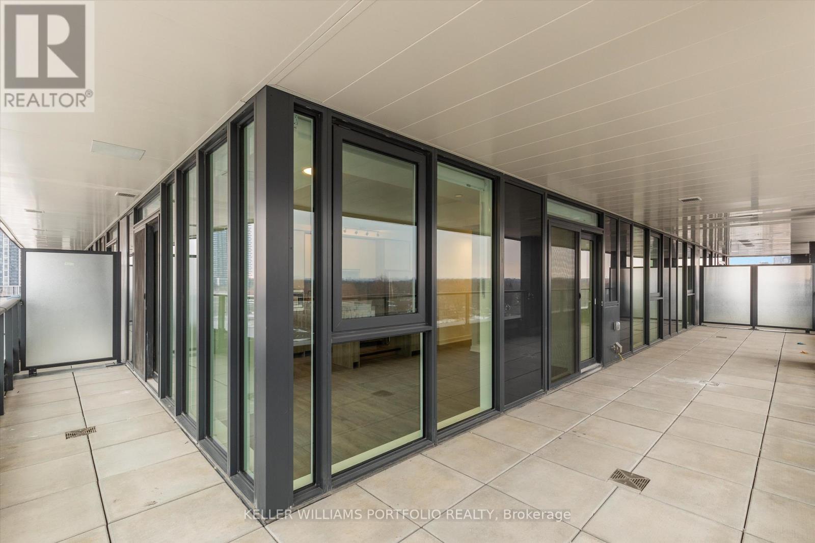 611 - 1007 The Queensway, Toronto, ON - Outdoor With Balcony With Exterior