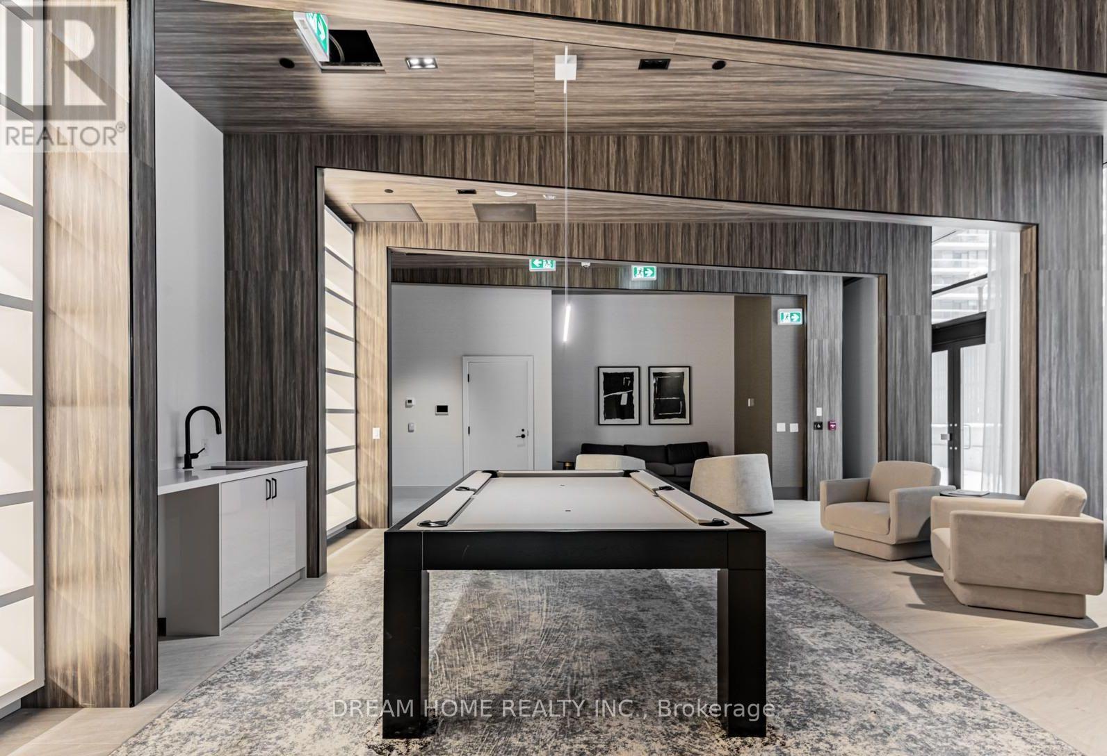 1502 - 65 Broadway Avenue, Toronto, ON - Indoor Photo Showing Other Room