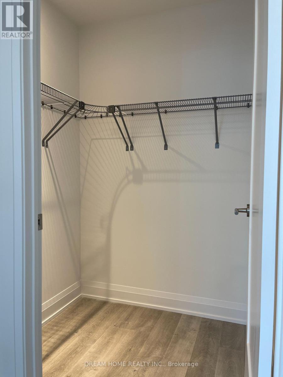 1502 - 65 Broadway Avenue, Toronto, ON - Indoor With Storage