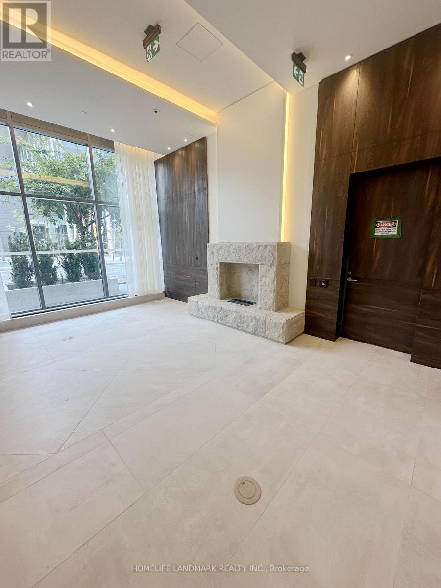 811 - 425 Front Street E, Toronto, ON - Indoor Photo Showing Other Room