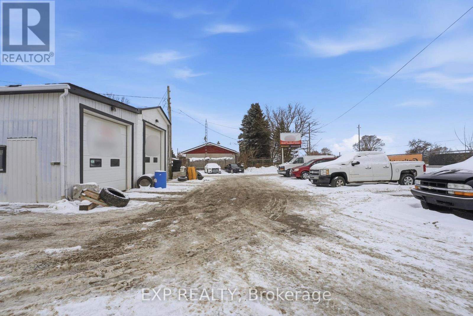 980 & 984 Colborne Street W, Brant, ON