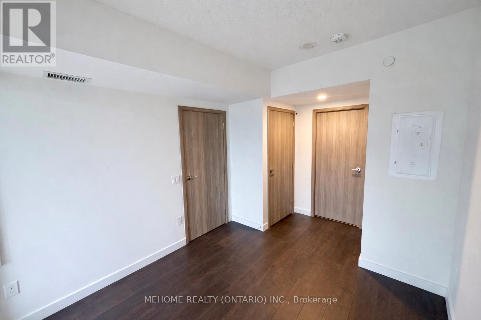 1712 - 3 Concord Cityplace Way, Toronto, ON - Indoor Photo Showing Other Room