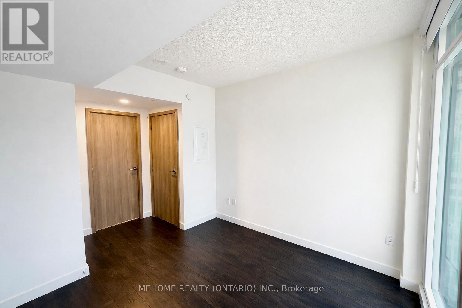 1712 - 3 Concord Cityplace Way, Toronto, ON - Indoor Photo Showing Other Room
