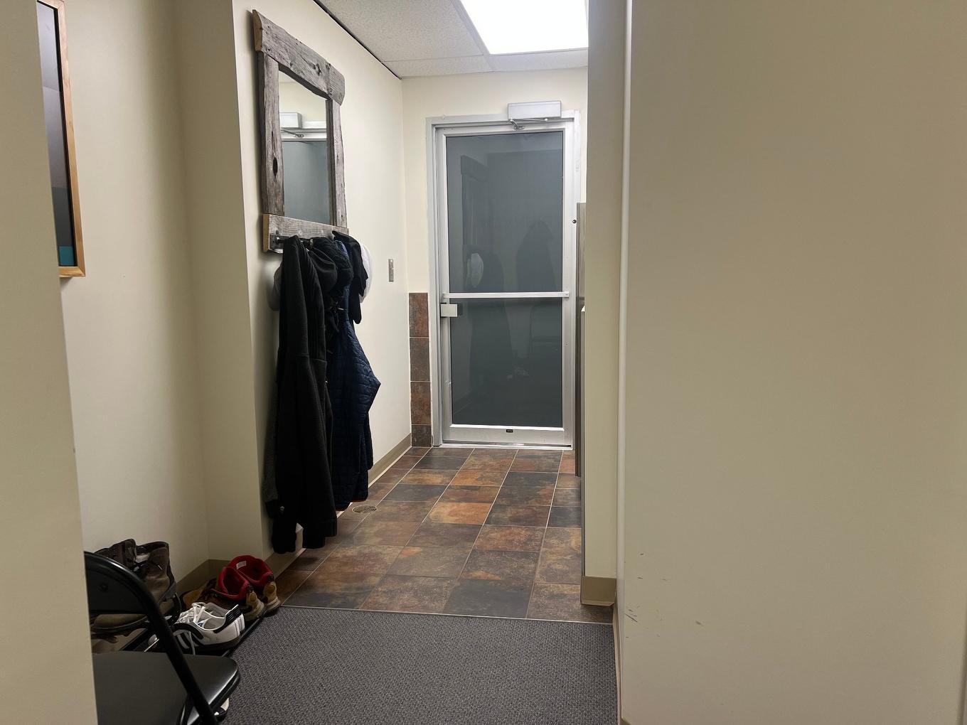 Hall - 203-30 Boul. Taschereau, La Prairie, QC - Indoor Photo Showing Other Room